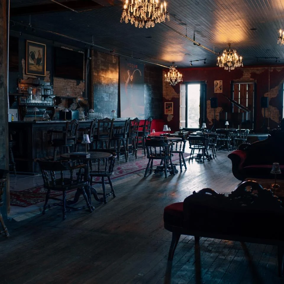1888 Cocktail Lounge with chandeliers